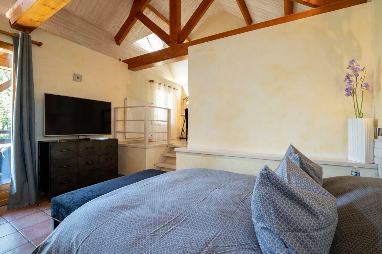 B&B L'Oree Du Bois Bourgogne - Adults Only Saint-Nicolas-lès-Cîteaux Eksteriør bilde